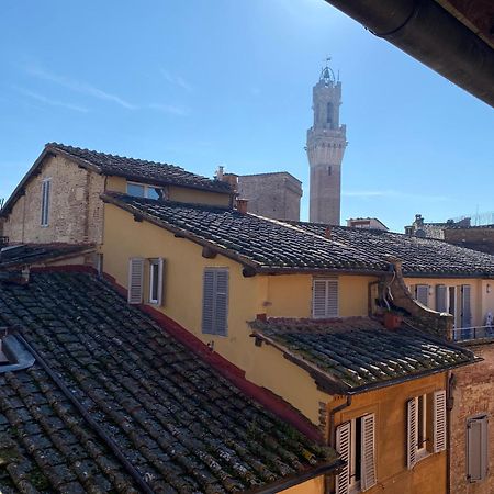 Amirooms Affittacamere Siena Bagian luar foto
