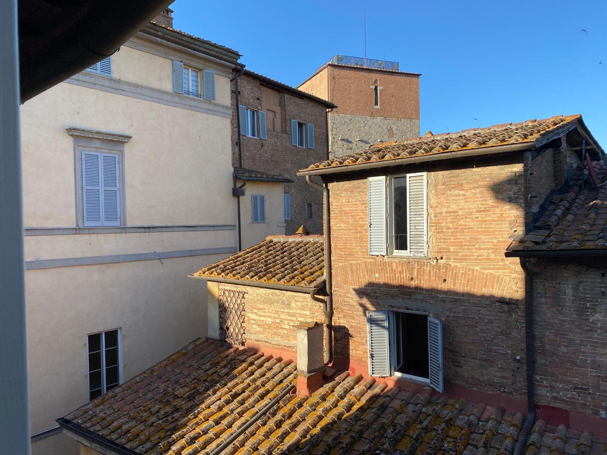 Amirooms Affittacamere Siena Bagian luar foto