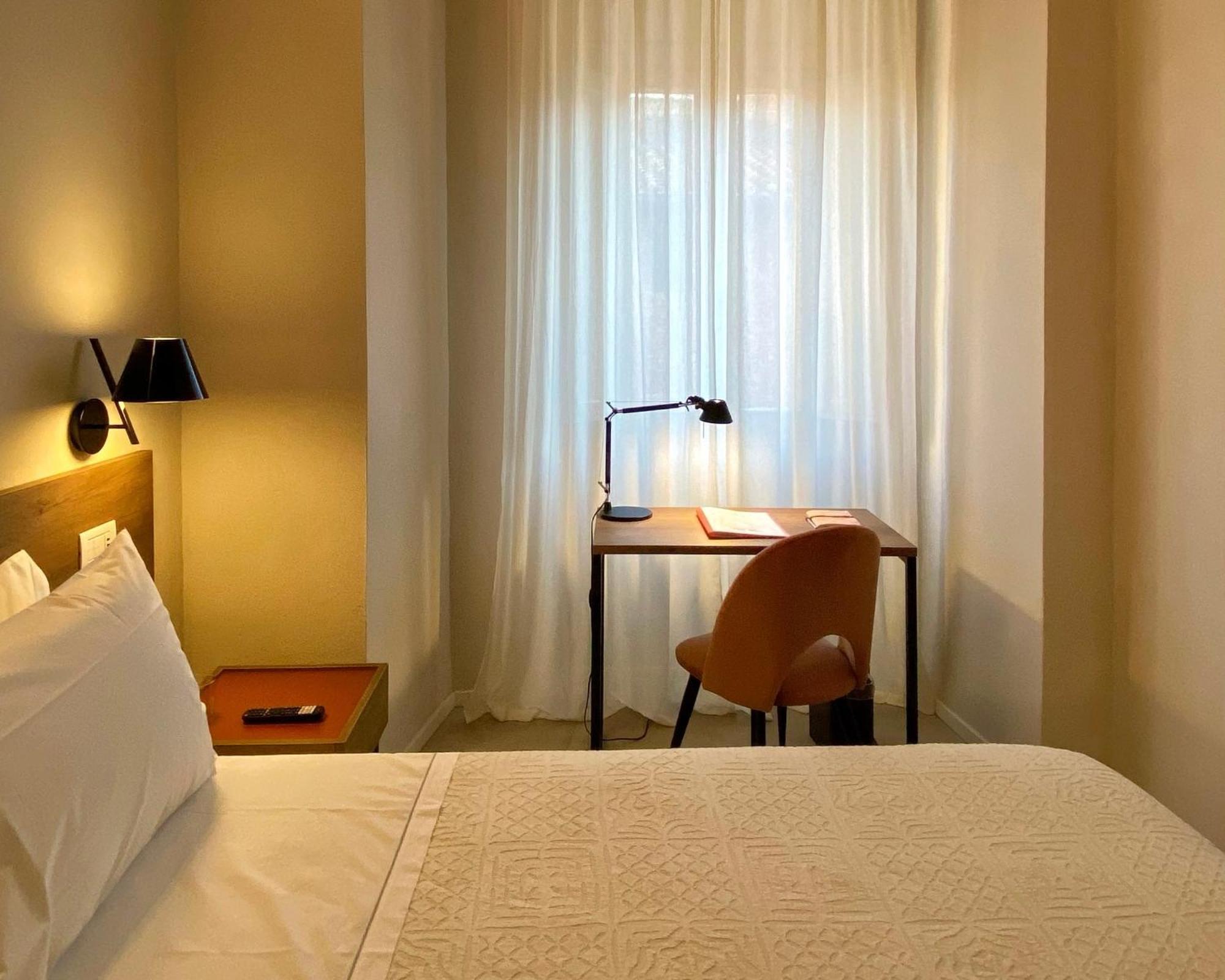Amirooms Affittacamere Siena Bagian luar foto