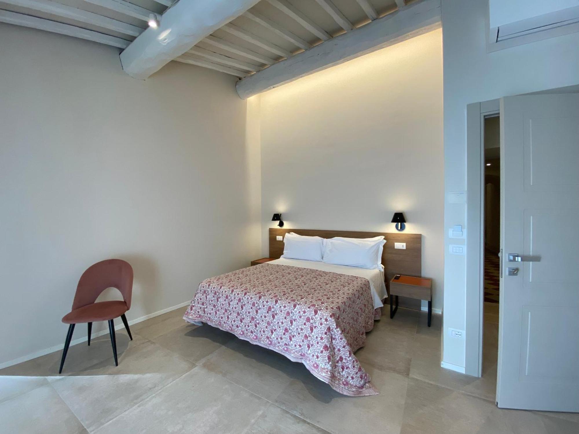 Amirooms Affittacamere Siena Bagian luar foto